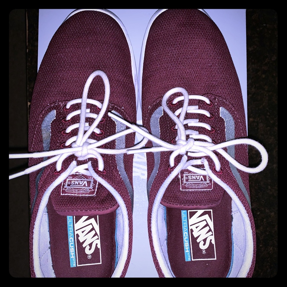 Vans Ultra Crush (Maroon)